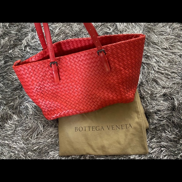 BOTTEGA VENETA